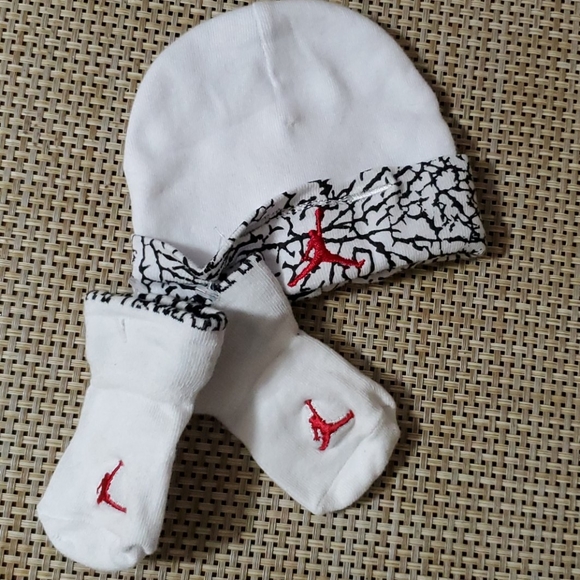 Michael Jordan Other - Two Piece - MJ Infant set! $7